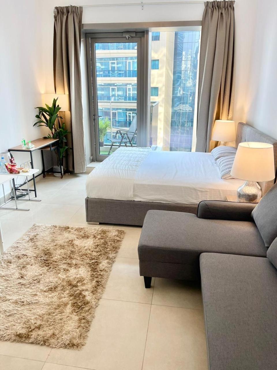 Super Elegant Studio Apartment-Sparkle Tower By Sweet Homes Dubái Exterior foto